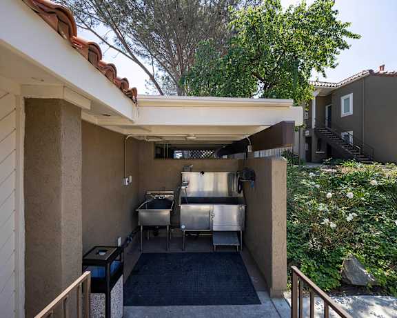 Photo Gallery Image
