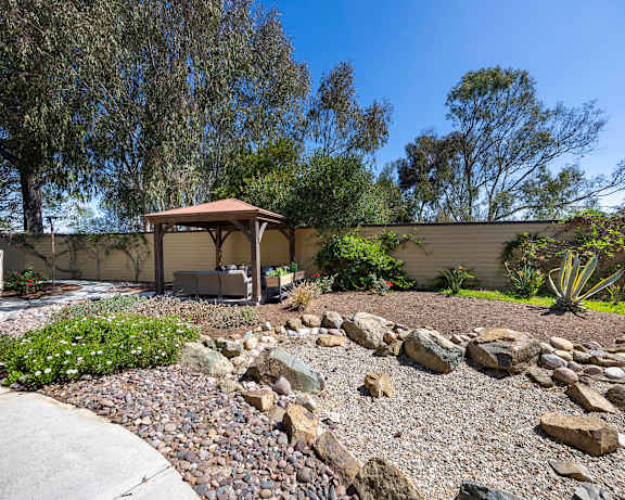 Photo Gallery Image