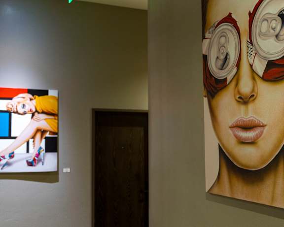 Photo Gallery Image