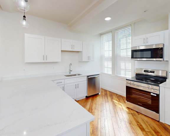 Photo Gallery Image