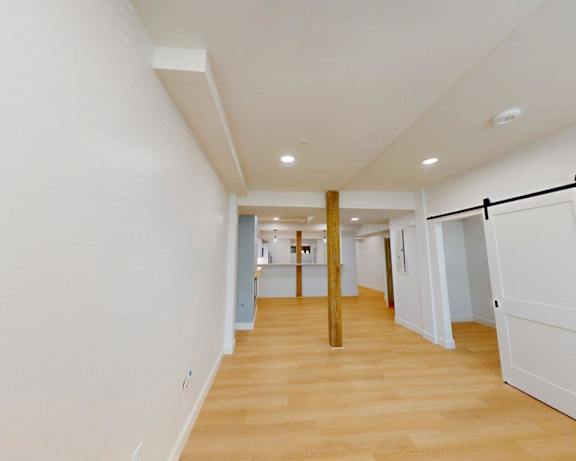Photo Gallery Image