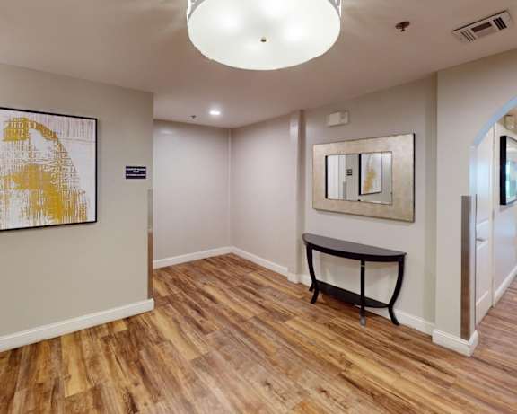 Photo Gallery Image