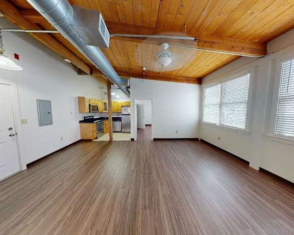 Photo Gallery Image