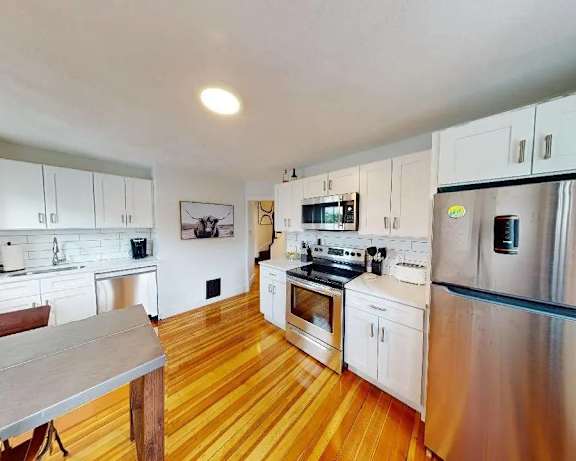 Photo Gallery Image
