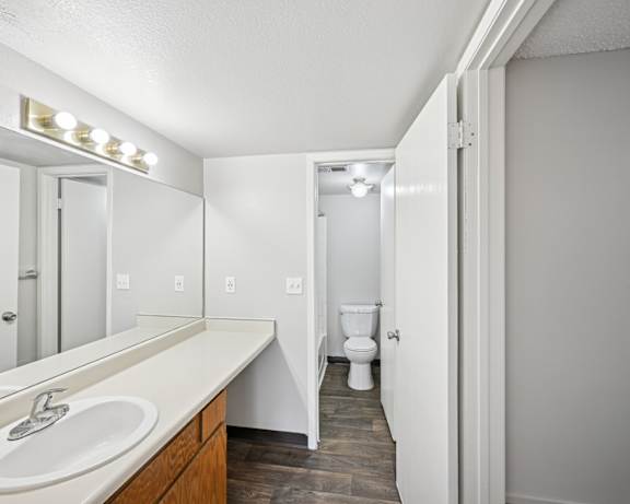 Photo Gallery Image