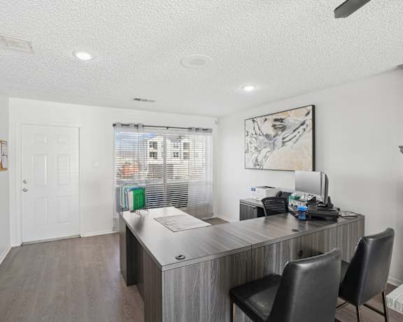 Photo Gallery Image