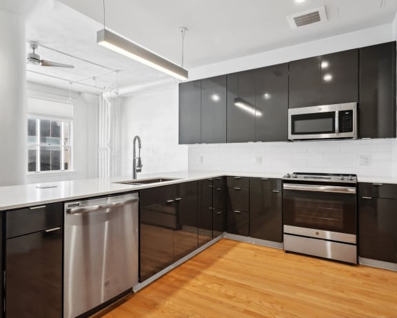 Photo Gallery Image