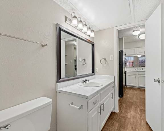 Photo Gallery Image
