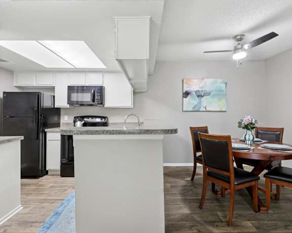 Photo Gallery Image