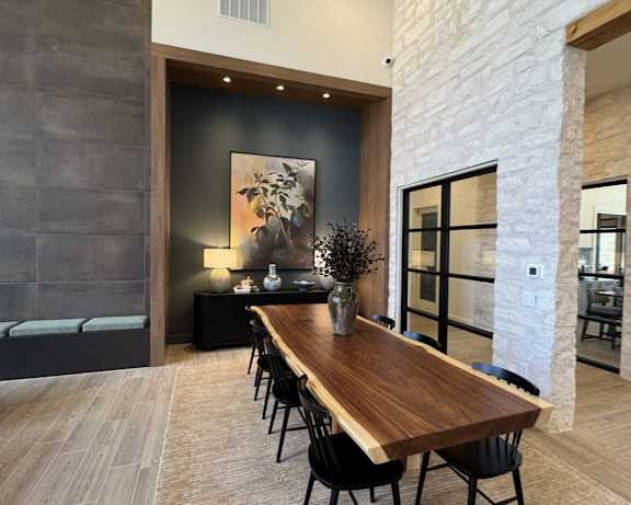 Photo Gallery Image
