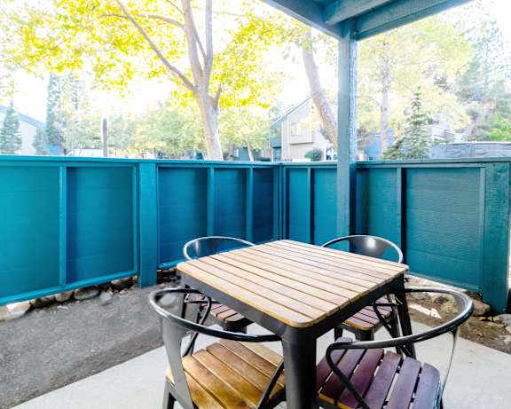 Photo Gallery Image