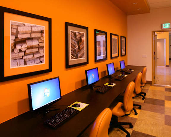 Photo Gallery Image