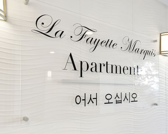 Photo Gallery Image