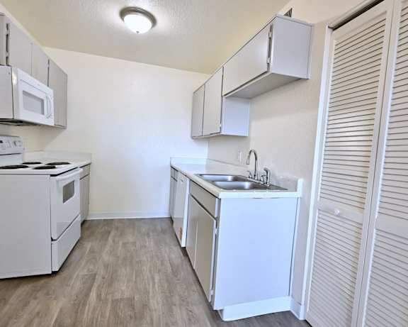 Photo Gallery Image