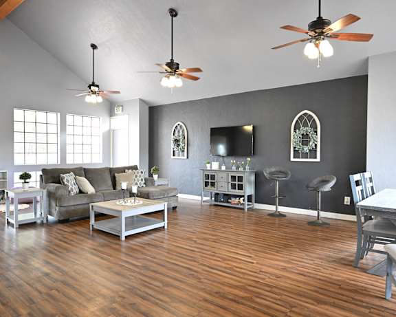 Photo Gallery Image
