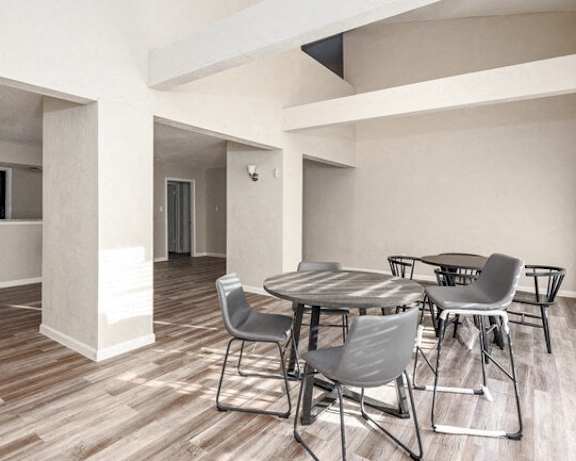 Photo Gallery Image
