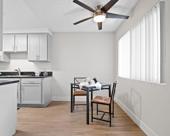 Photo Gallery Image