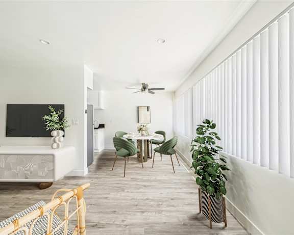 Photo Gallery Image