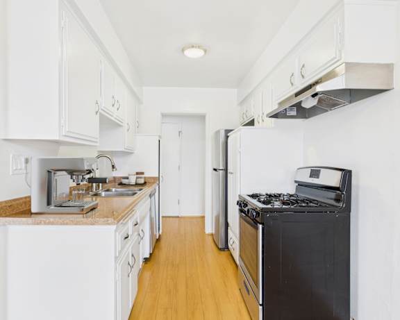 Photo Gallery Image