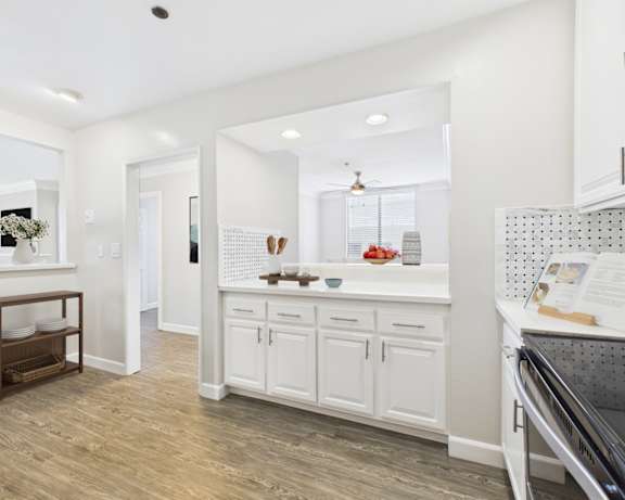 Photo Gallery Image