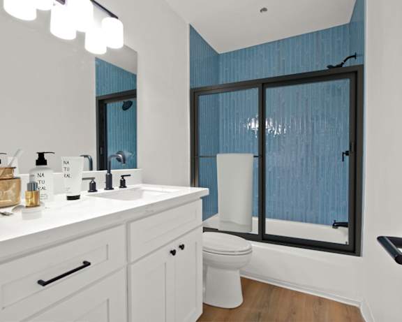 Photo Gallery Image