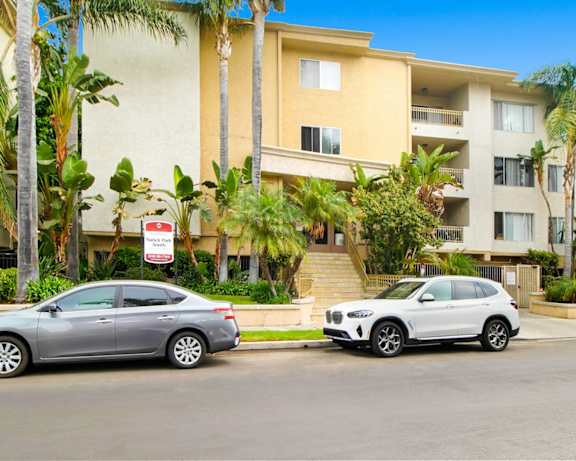 Photo Gallery Image