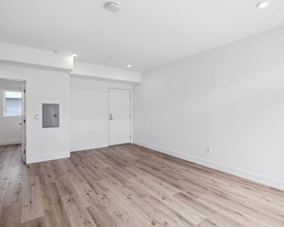 Photo Gallery Image
