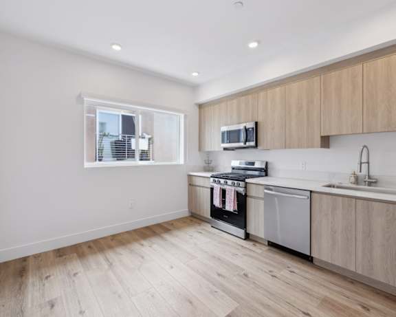 Photo Gallery Image