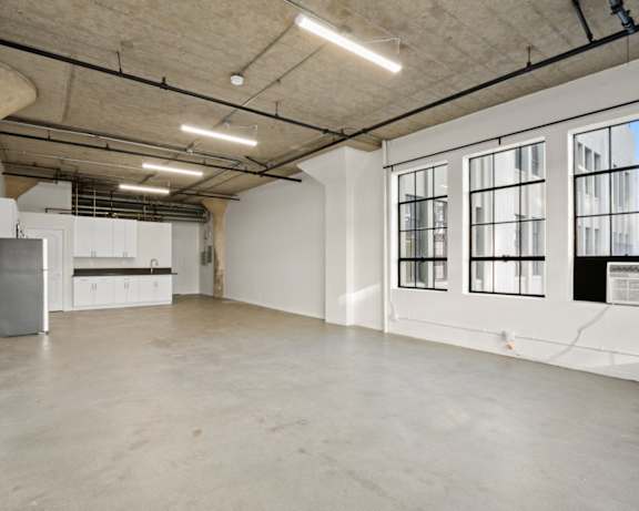 Photo Gallery Image