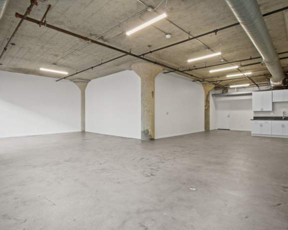 Photo Gallery Image