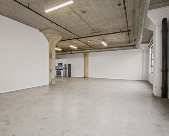 Photo Gallery Image