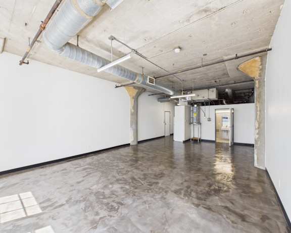 Photo Gallery Image