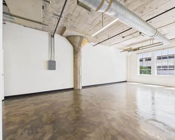 Photo Gallery Image