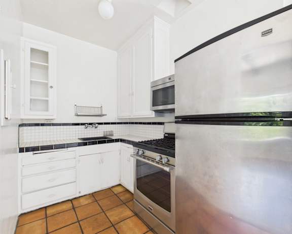 Photo Gallery Image