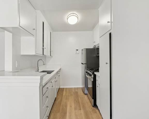 Photo Gallery Image