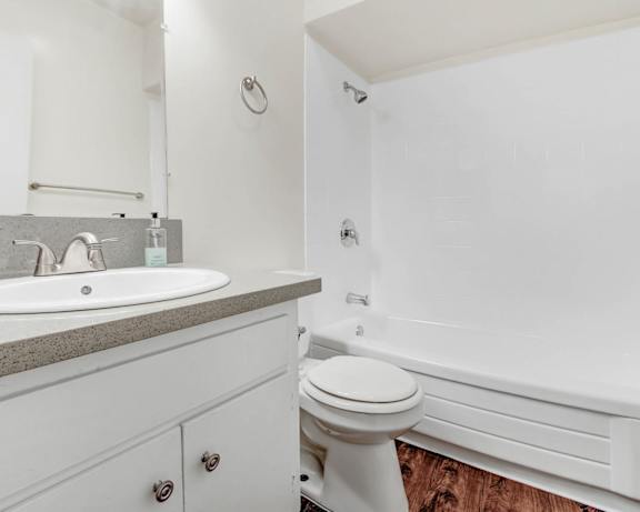 Photo Gallery Image