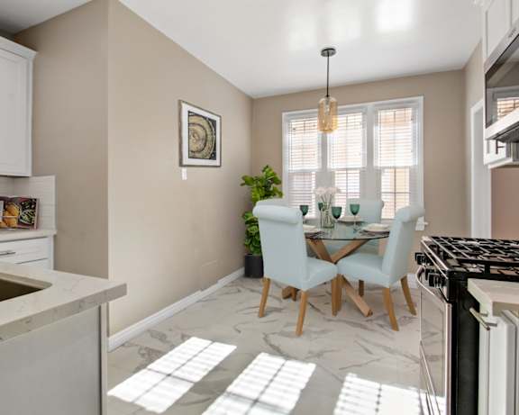 Photo Gallery Image