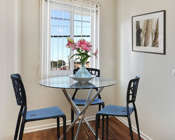 Photo Gallery Image