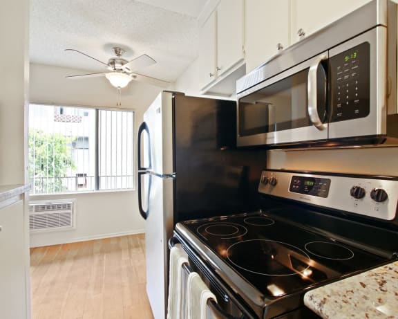 Photo Gallery Image