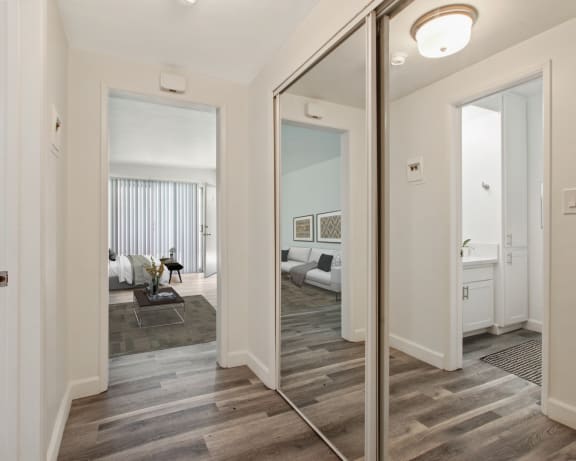 Photo Gallery Image