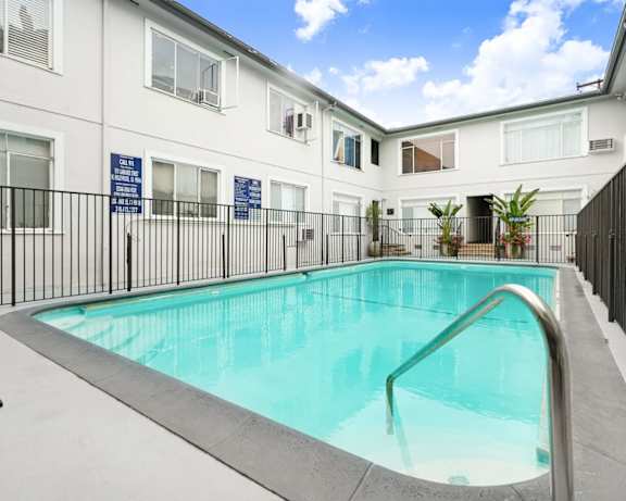 Photo Gallery Image
