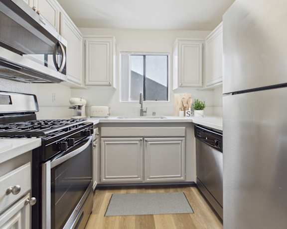 Photo Gallery Image