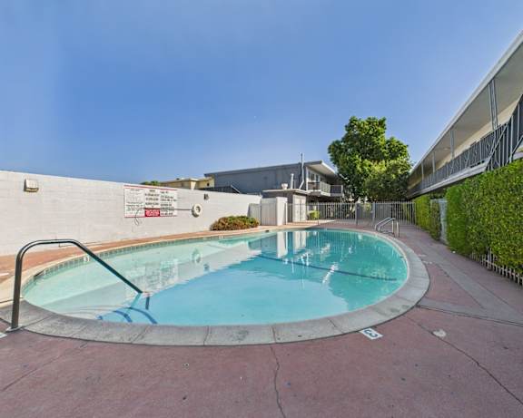 Photo Gallery Image