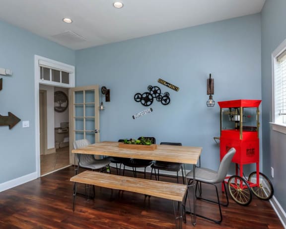 Photo Gallery Image