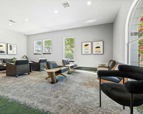Photo Gallery Image