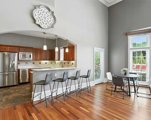 Photo Gallery Image