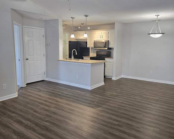 Photo Gallery Image
