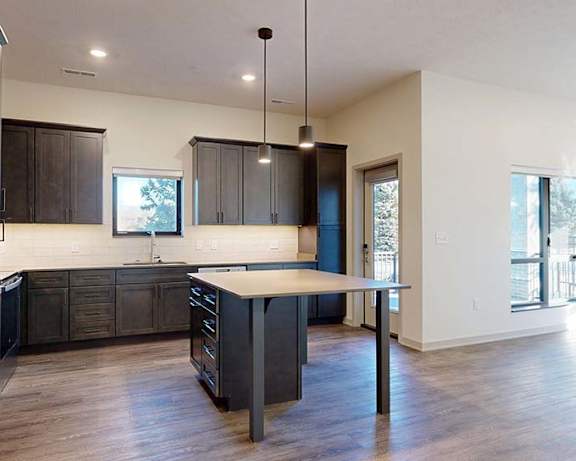 Photo Gallery Image