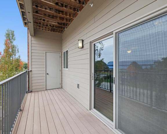 Photo Gallery Image