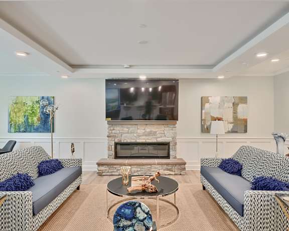Photo Gallery Image